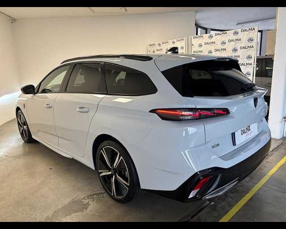 Peugeot 308 SW usata a Milano (6)