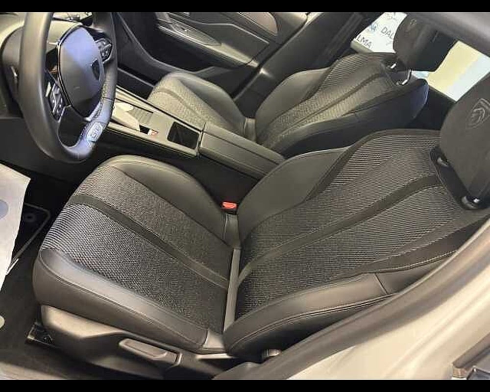 Peugeot 308 SW usata a Milano (8)