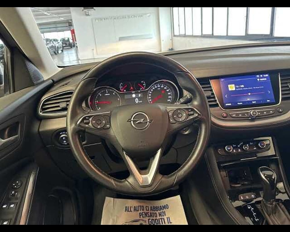 Opel Grandland X usata a Milano (14)