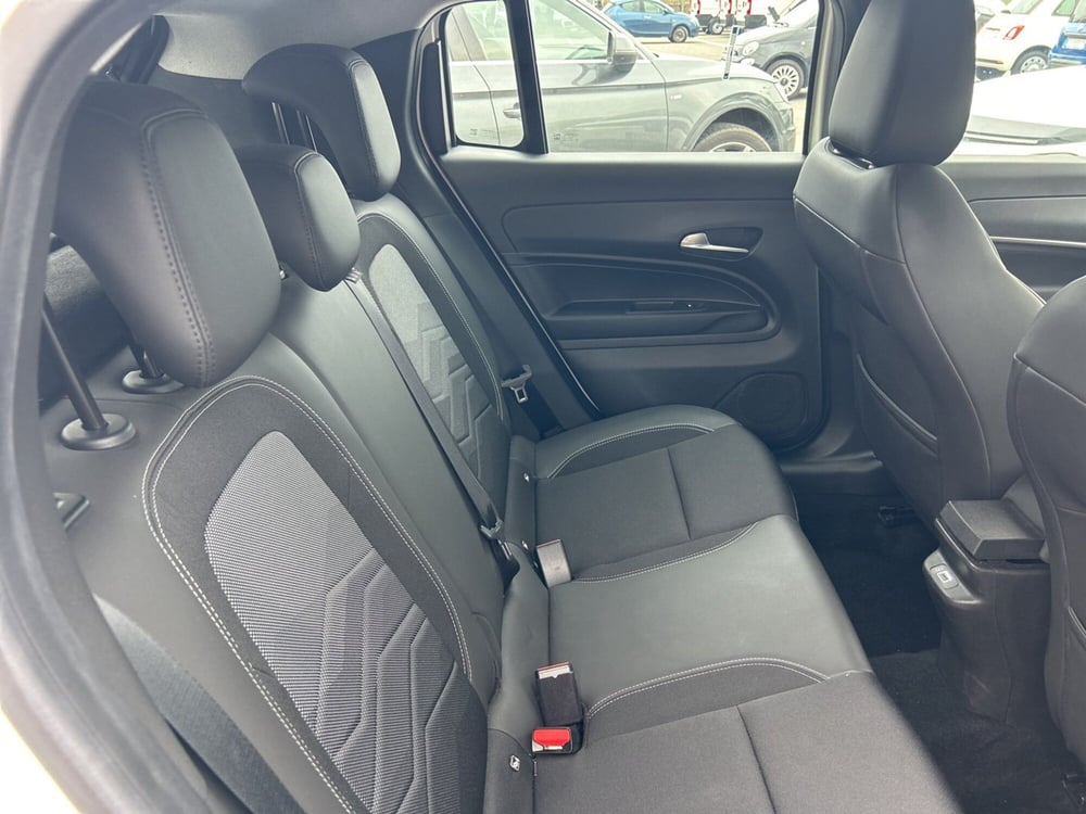 Jeep Avenger usata a Bergamo (19)