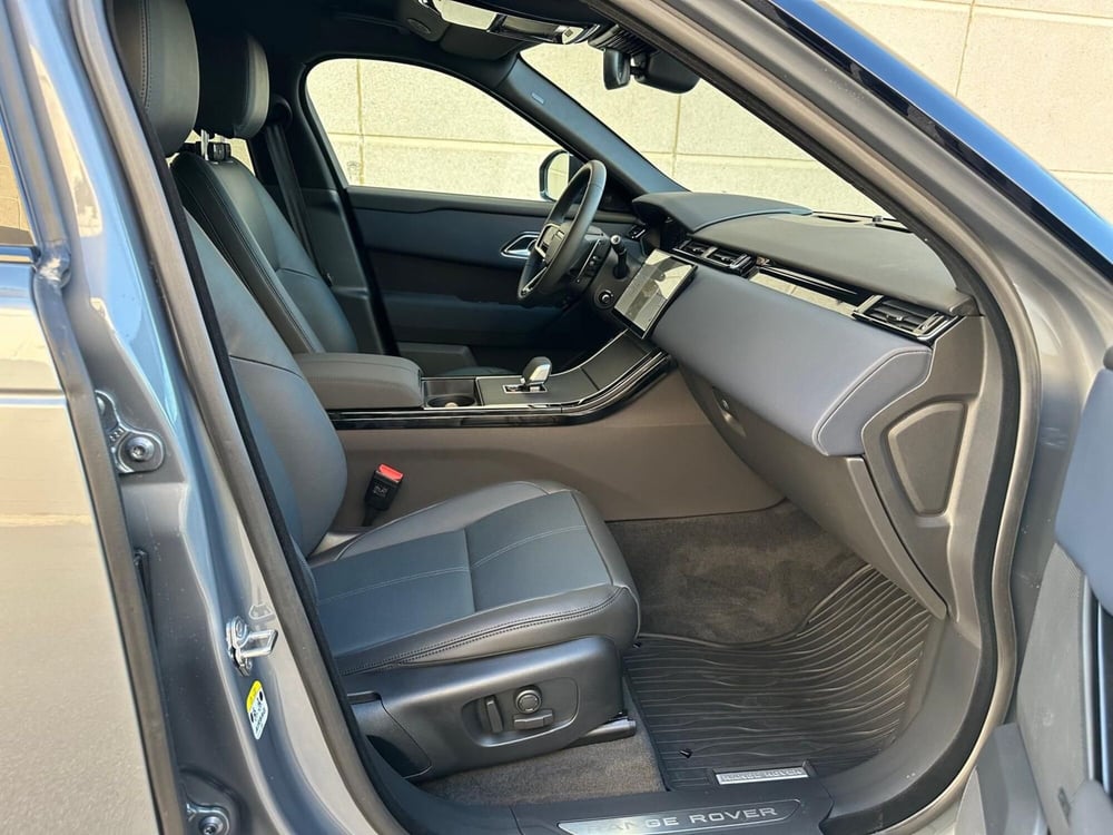 Land Rover Range Rover Velar nuova a Caserta (3)