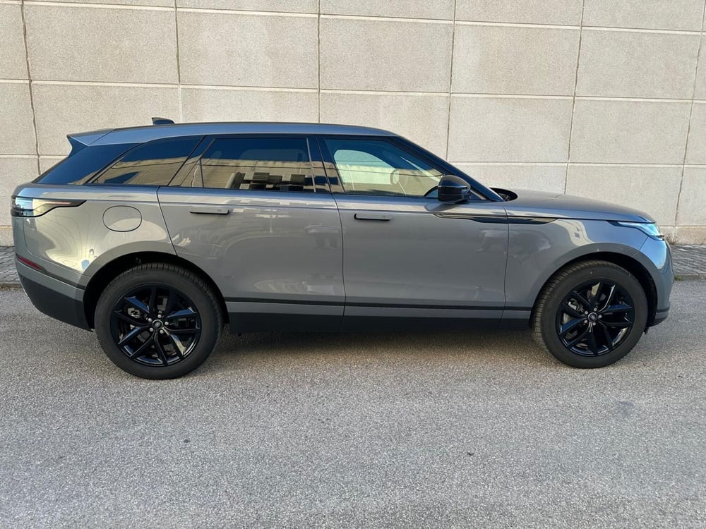 Land Rover Range Rover Velar nuova a Caserta (6)