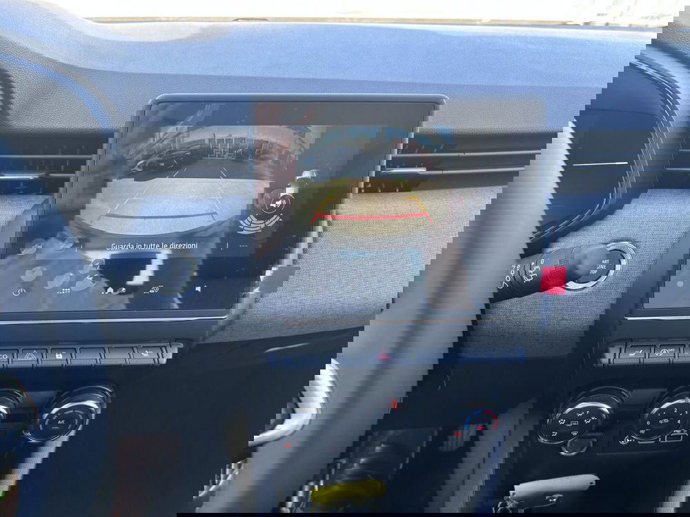 Renault Clio nuova a Ancona (16)