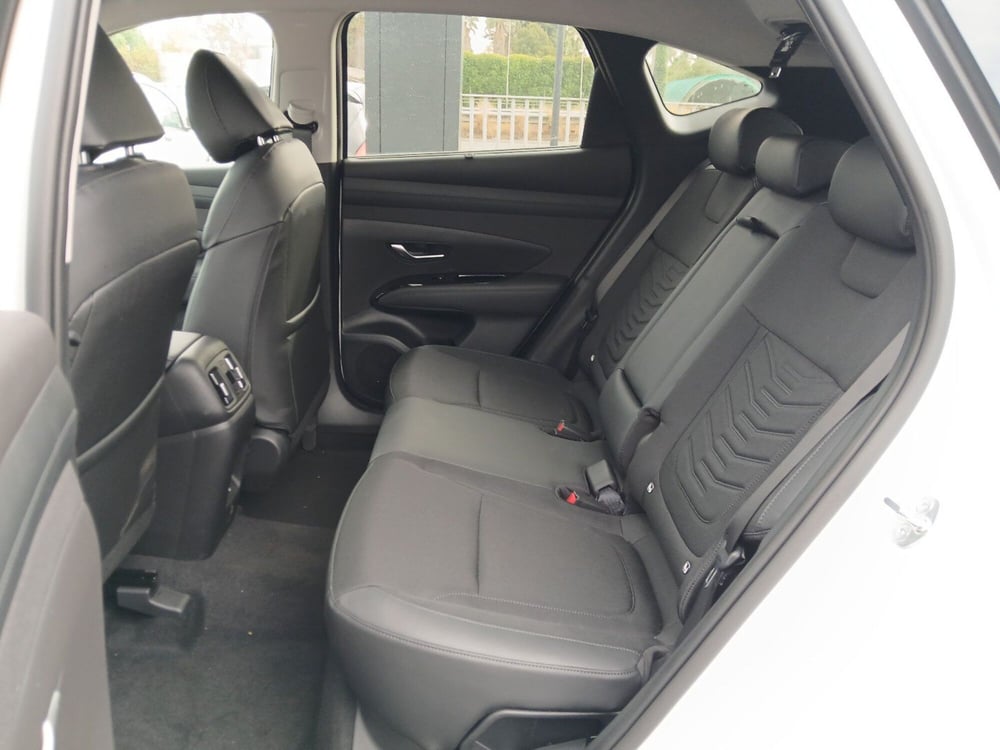 Hyundai Tucson nuova a Latina (14)