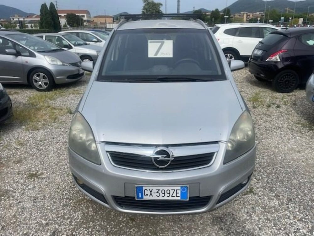 Opel Zafira usata a Prato (2)