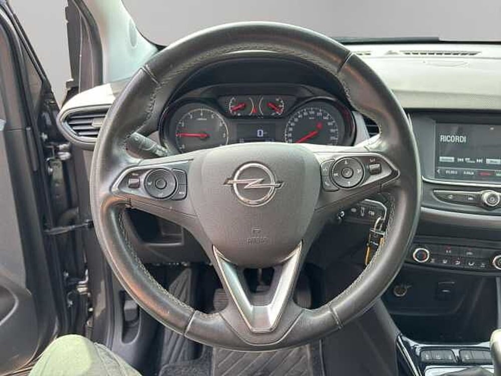 Opel Crossland usata a Vibo Valentia (11)