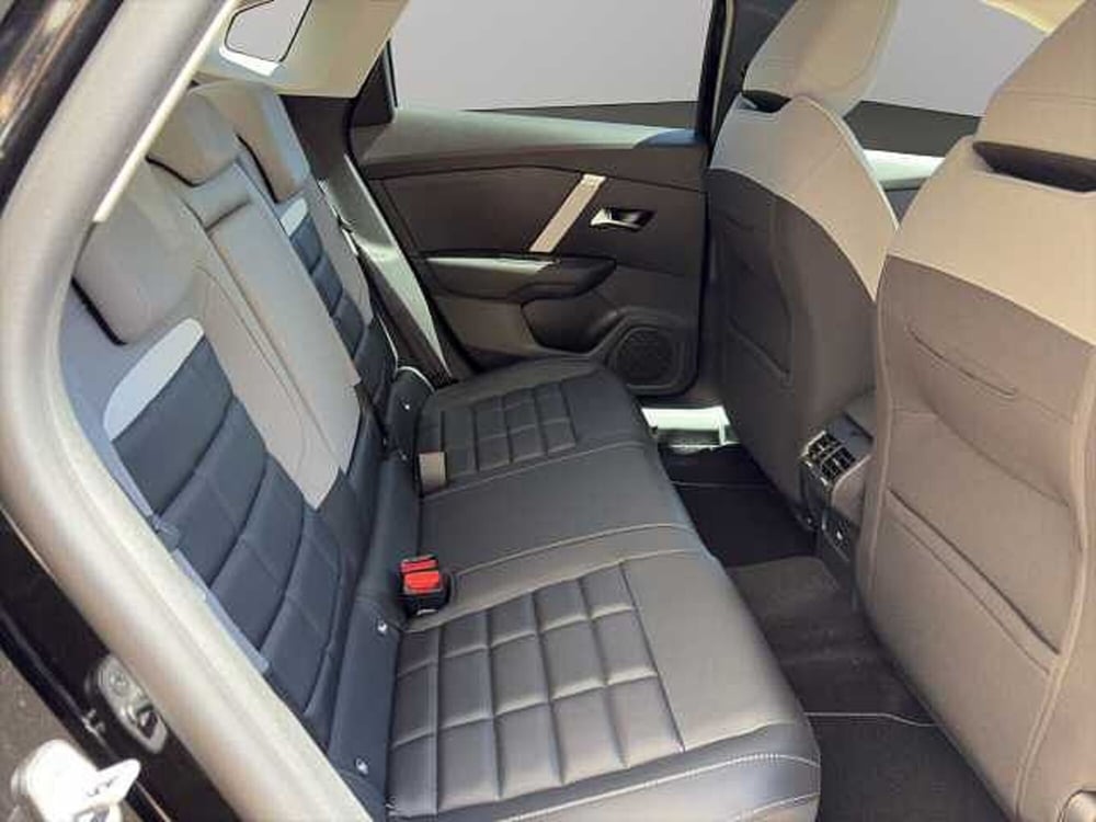 Citroen C4 X nuova a Vibo Valentia (16)