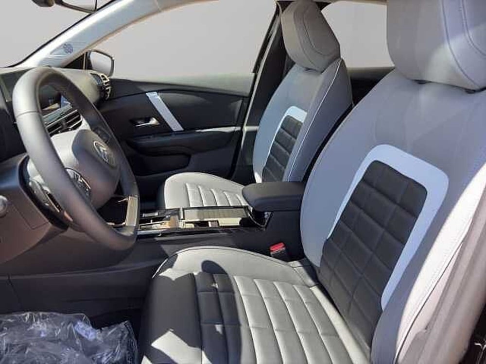 Citroen C4 X nuova a Vibo Valentia (9)