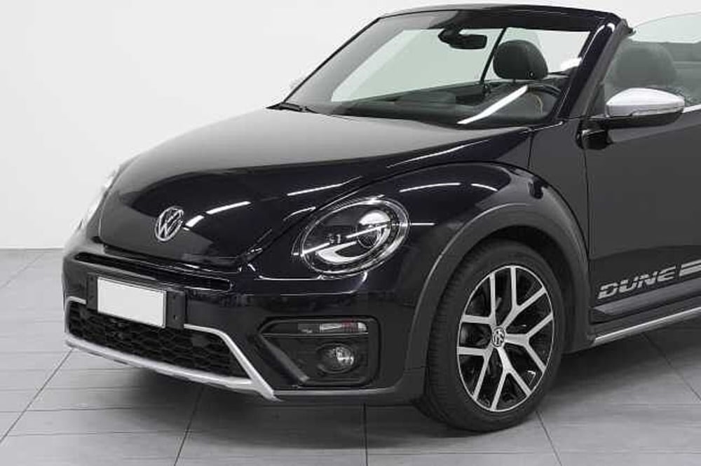 Volkswagen Maggiolino Cabrio usata a Como (12)