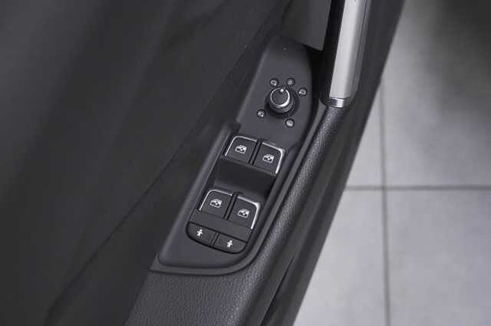 Audi Q2 usata a Como (16)