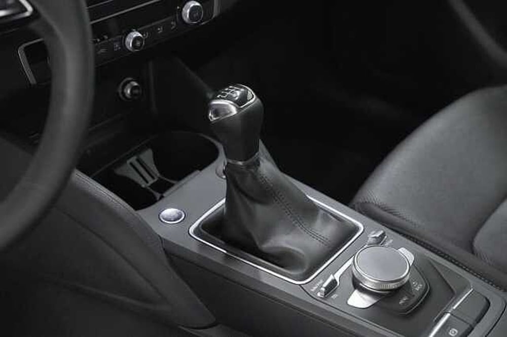 Audi Q2 usata a Como (18)