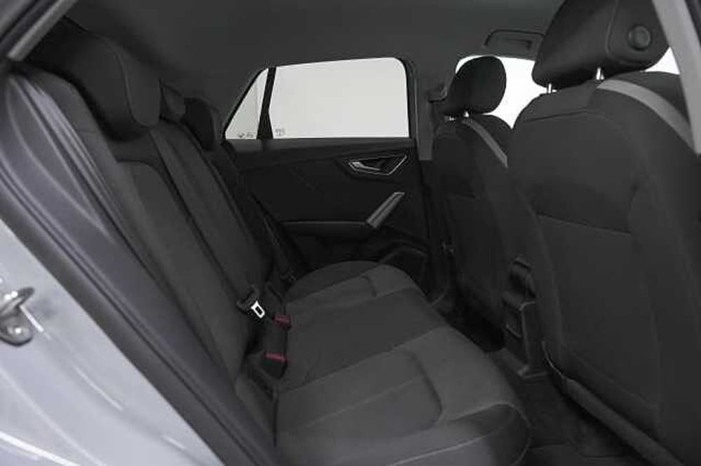 Audi Q2 usata a Como (9)
