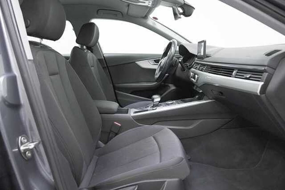 Audi A4 Avant usata a Como (8)