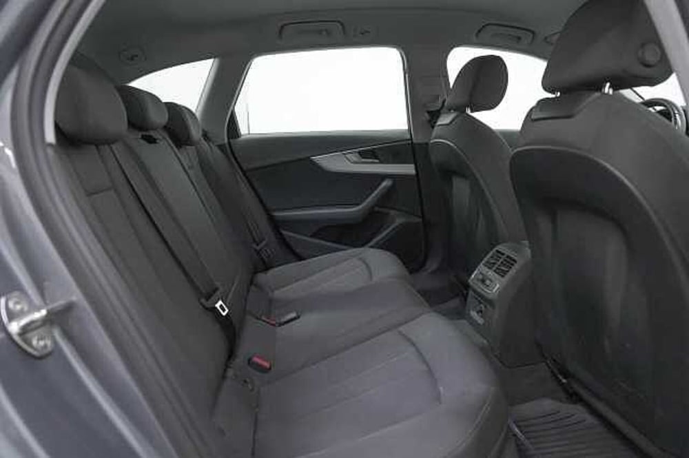 Audi A4 Avant usata a Como (9)