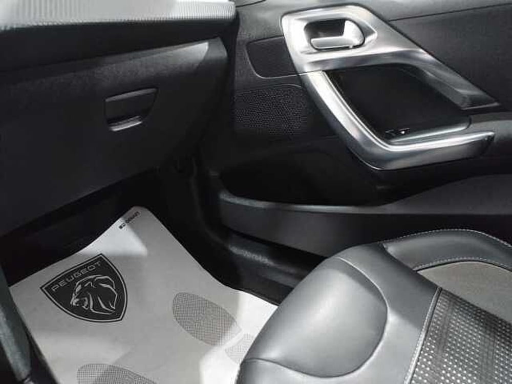 Peugeot 2008 usata a Lecce (13)