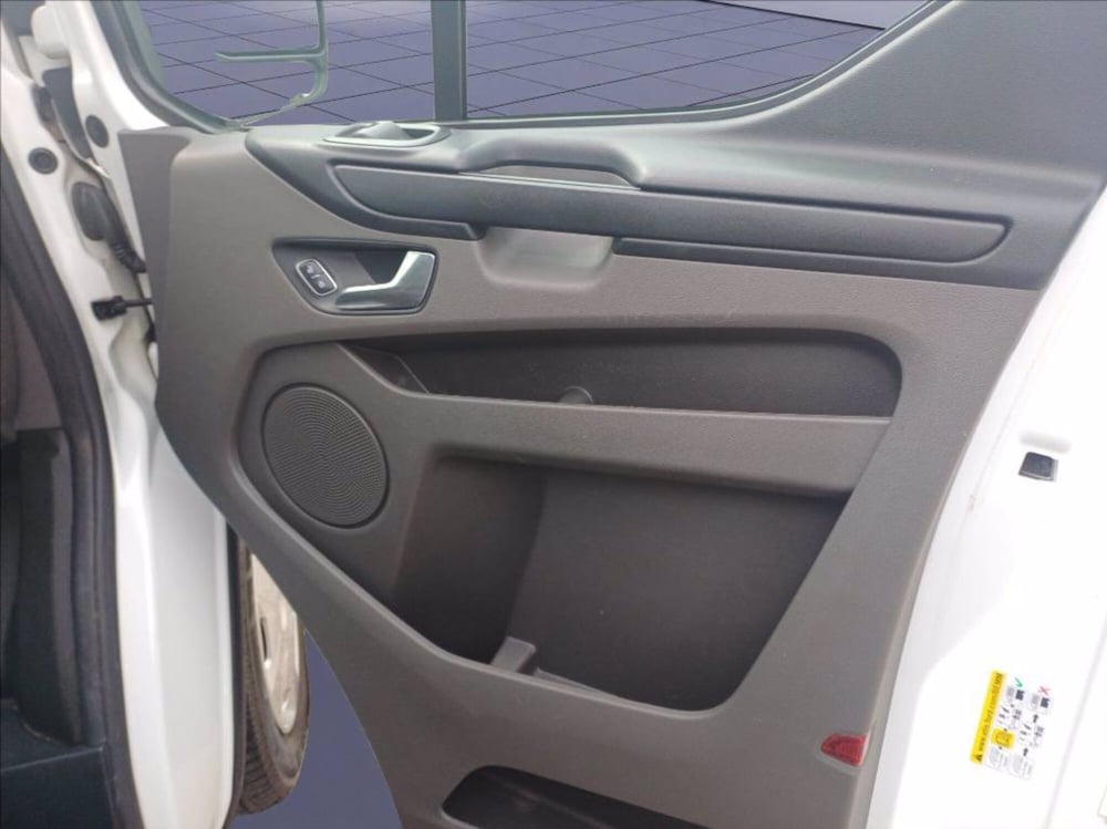 Ford Transit Custom Furgone usata a Milano (18)