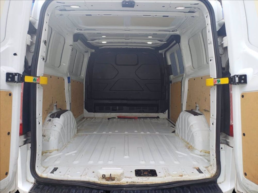 Ford Transit Custom Furgone usata a Milano (9)