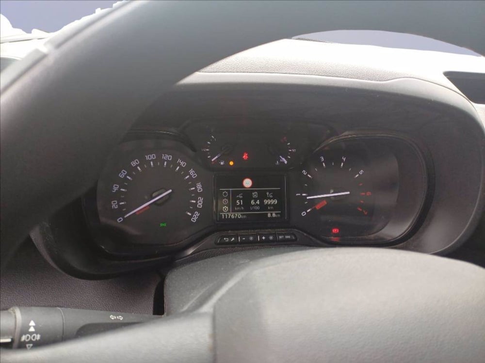Toyota Proace City Furgone usata a Milano (13)