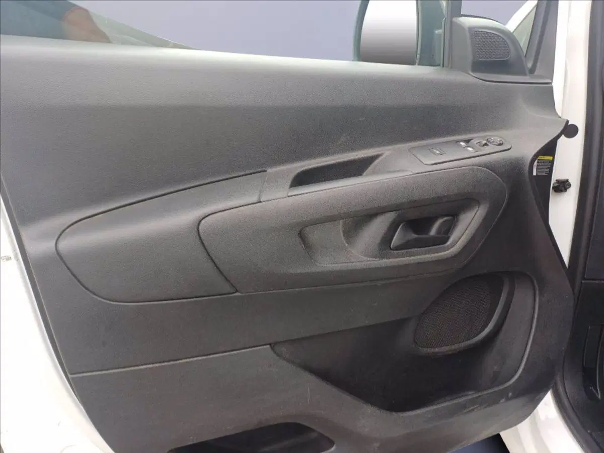 Toyota Proace City Furgone usata a Milano (17)
