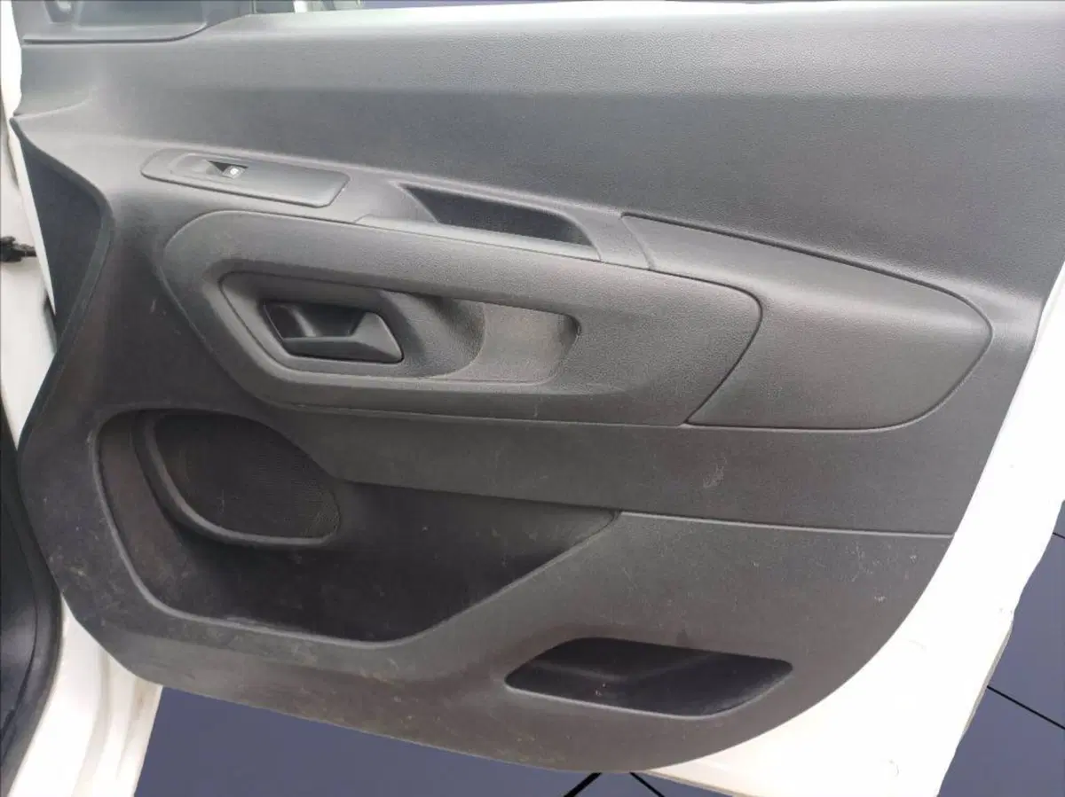 Toyota Proace City Furgone usata a Milano (18)