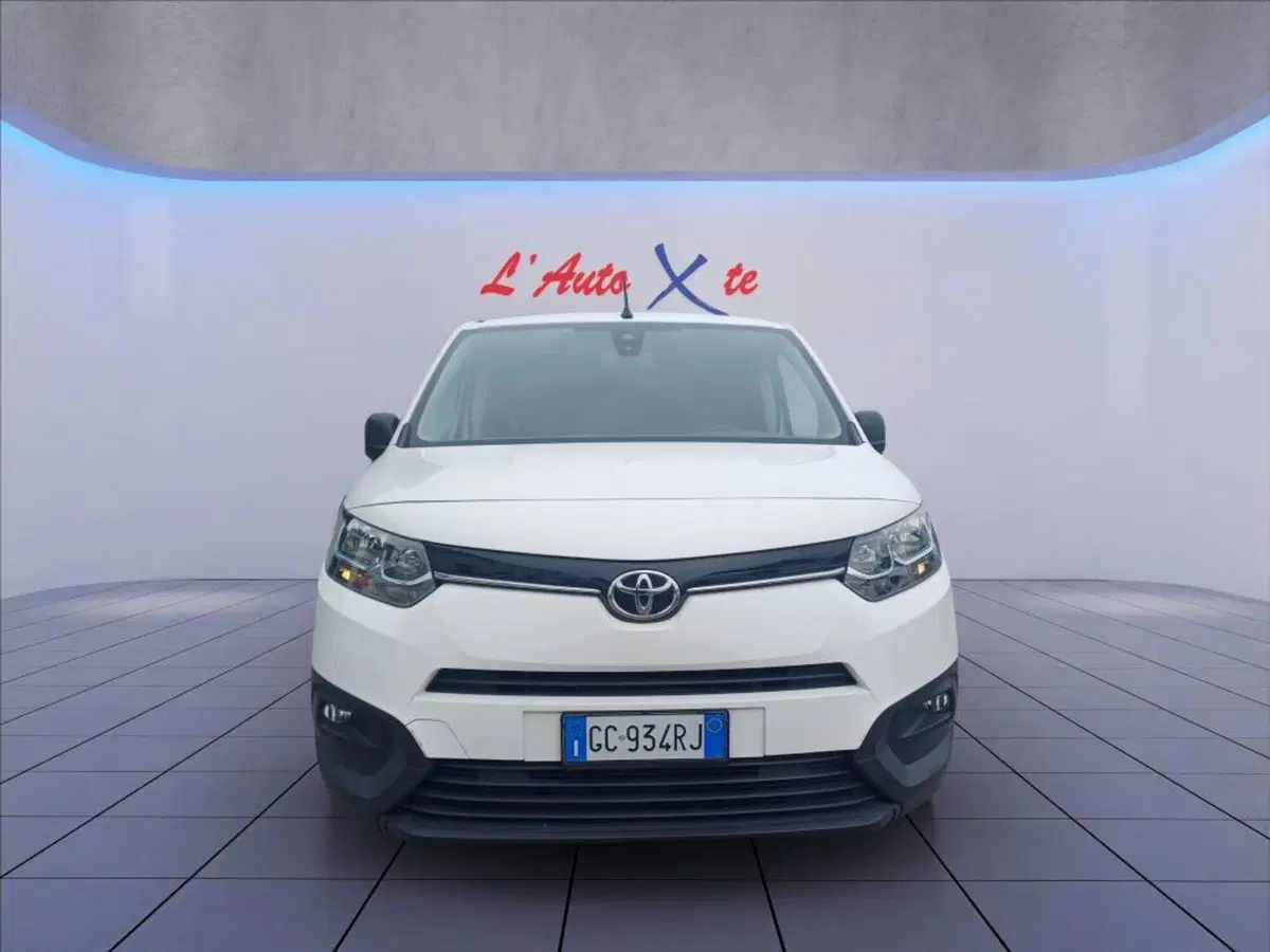 Toyota Proace City Furgone usata a Milano (2)