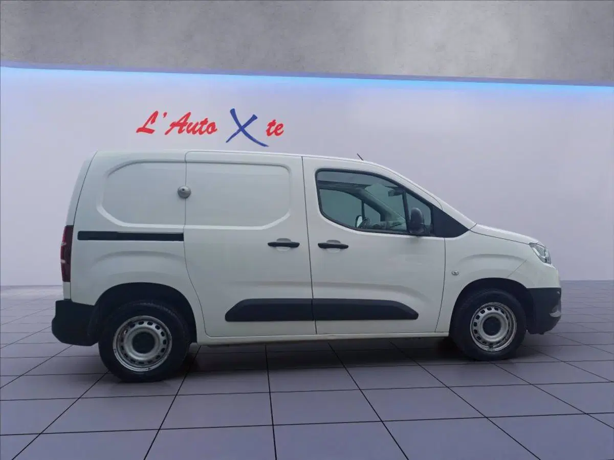 Toyota Proace City Furgone usata a Milano (4)