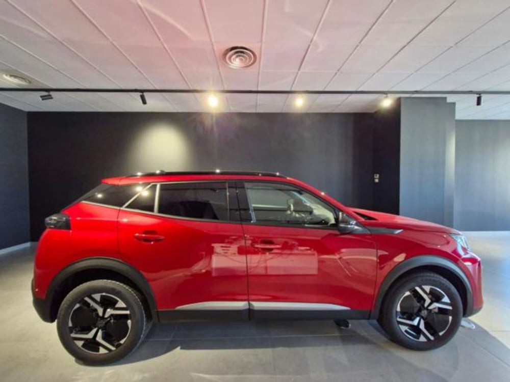 Peugeot 2008 nuova a Salerno (4)