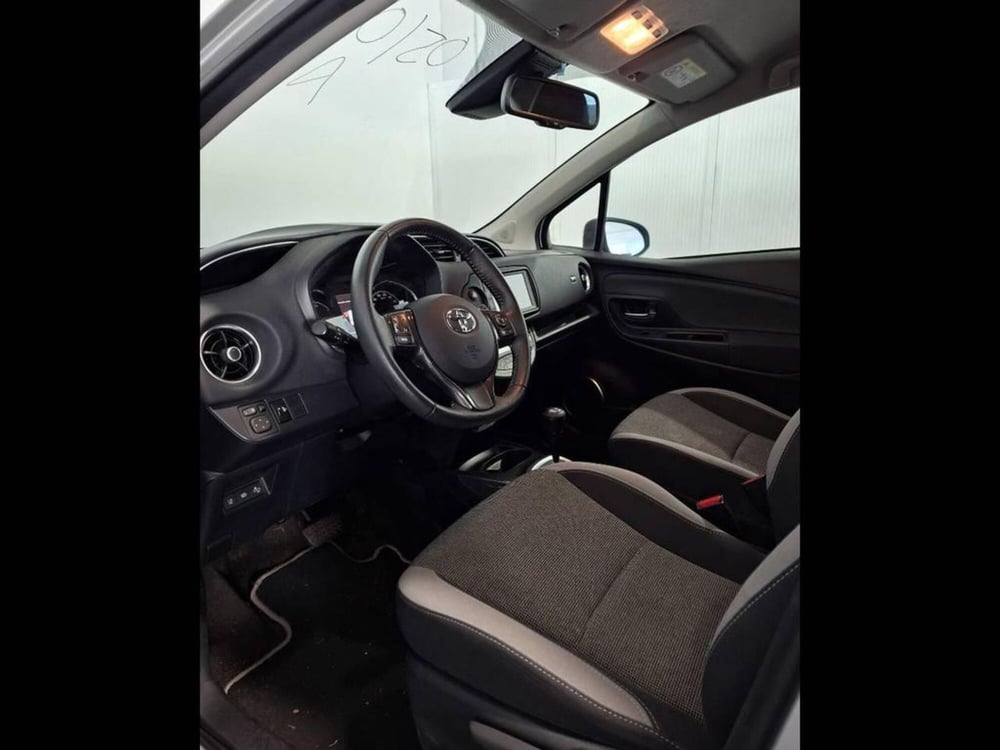 Toyota Yaris usata a Torino (13)