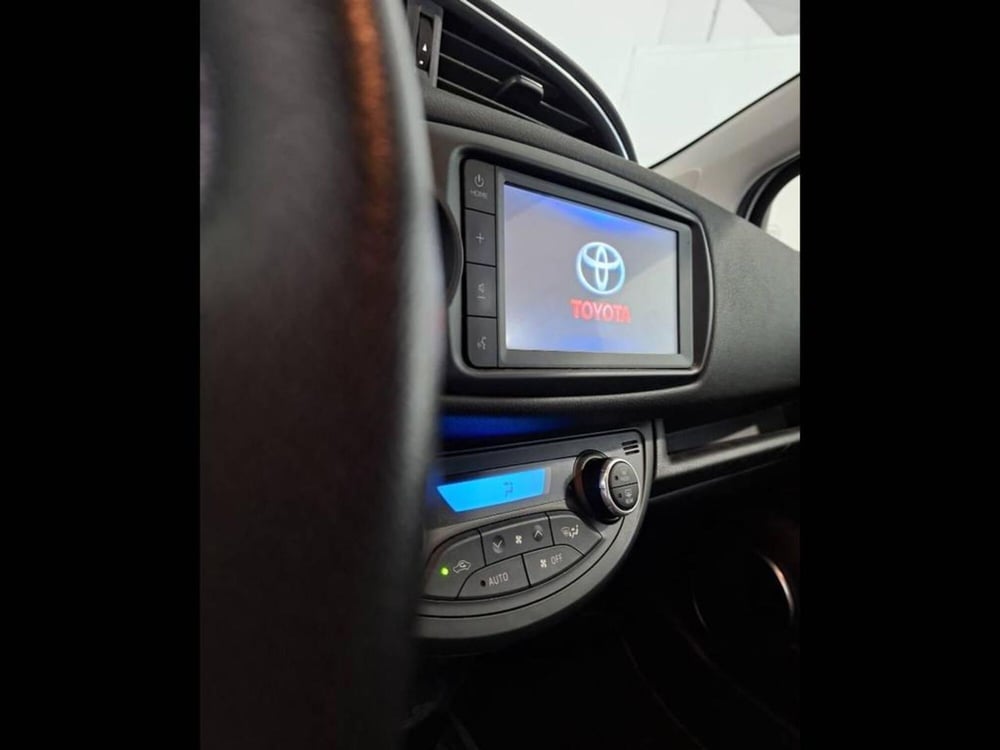 Toyota Yaris usata a Torino (8)
