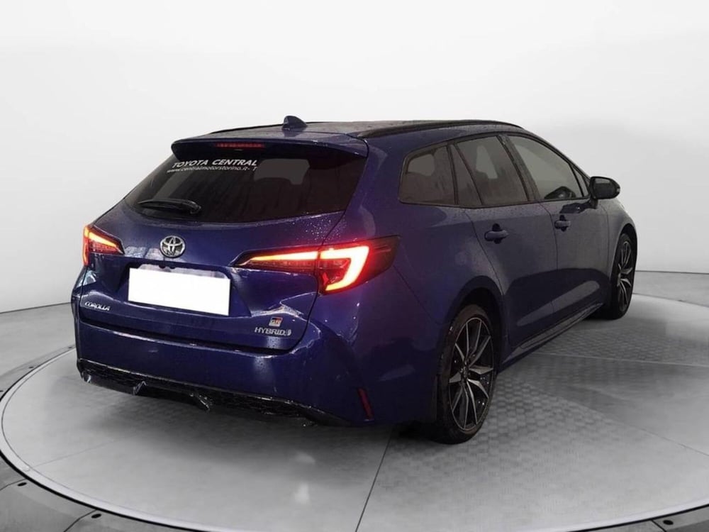 Toyota Corolla Touring Sports usata a Torino (4)
