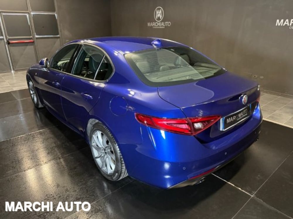 Alfa Romeo Giulia usata a Perugia (7)