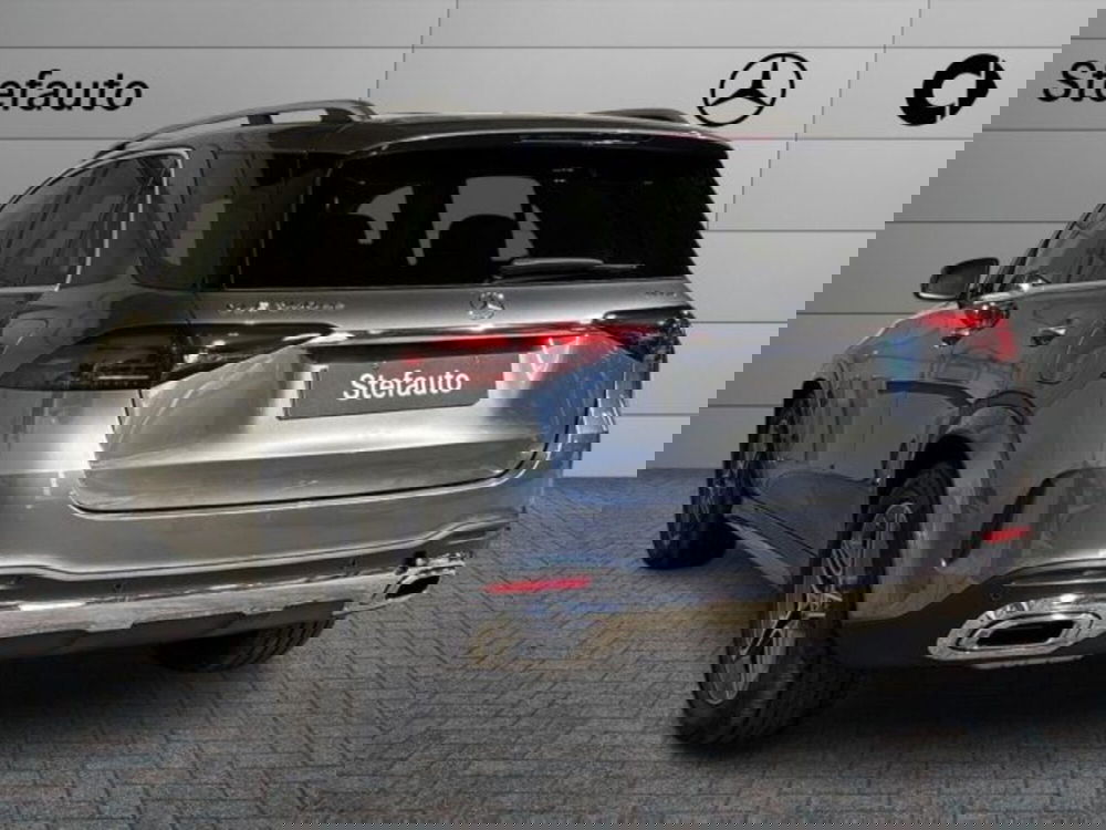 Mercedes-Benz EQB nuova a Bologna (5)