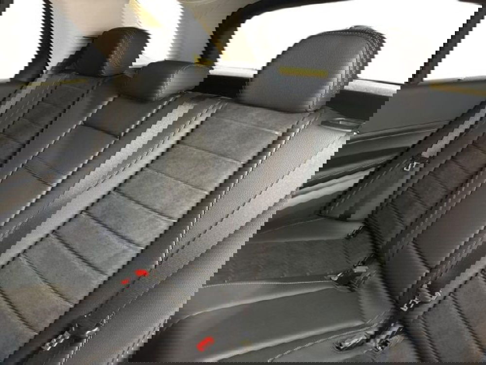 Mercedes-Benz EQB nuova a Bologna (9)