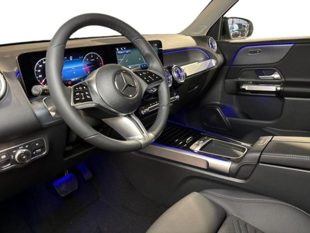 Mercedes-Benz GLB nuova a Bologna (11)