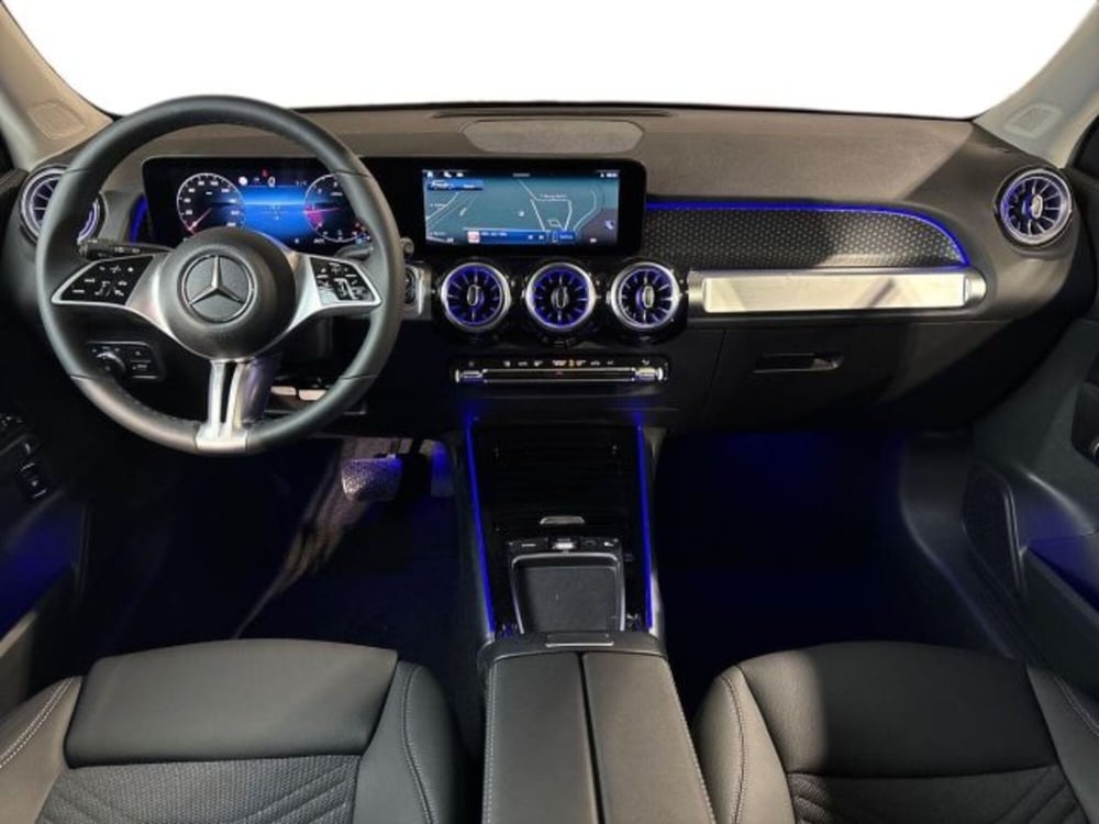Mercedes-Benz GLB nuova a Bologna (13)
