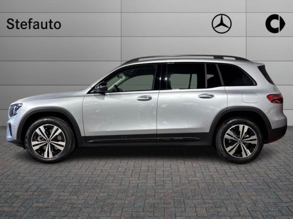 Mercedes-Benz GLB nuova a Bologna (3)