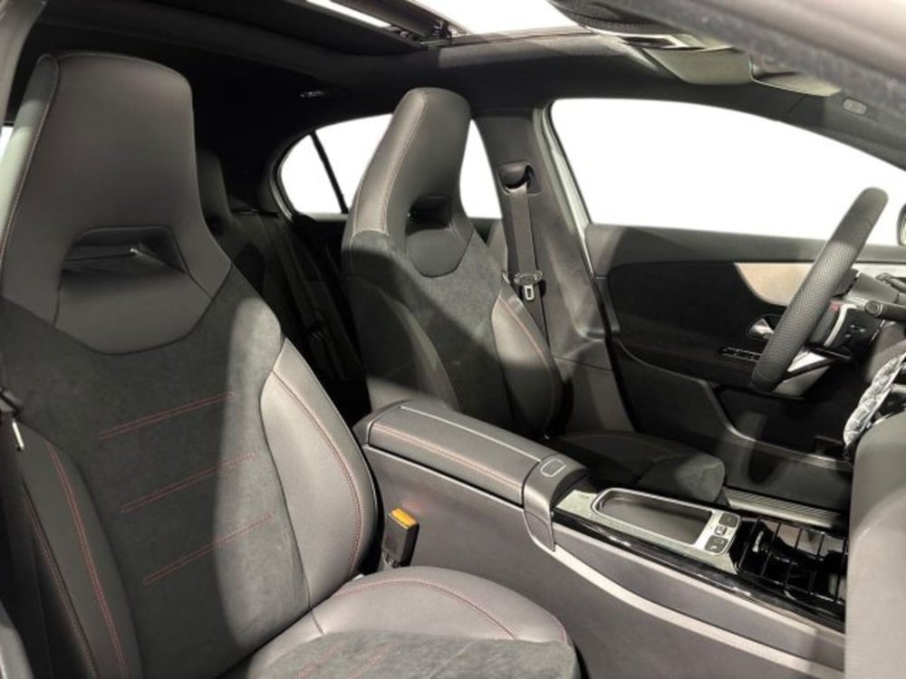Mercedes-Benz Classe A nuova a Bologna (16)
