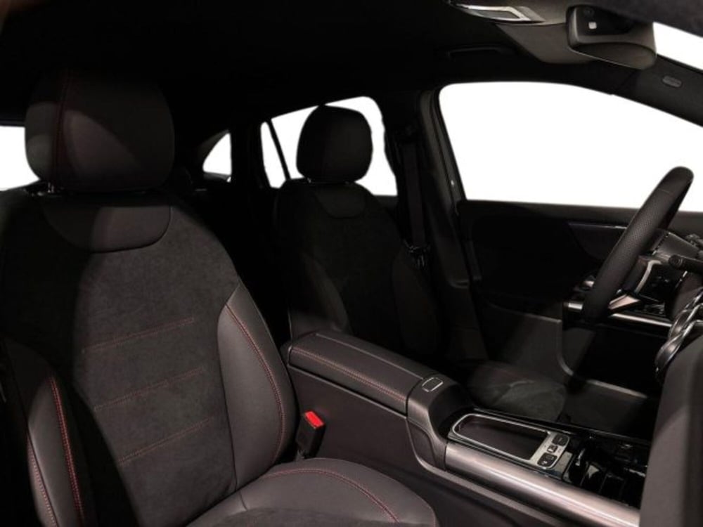 Mercedes-Benz GLA SUV nuova a Bologna (16)