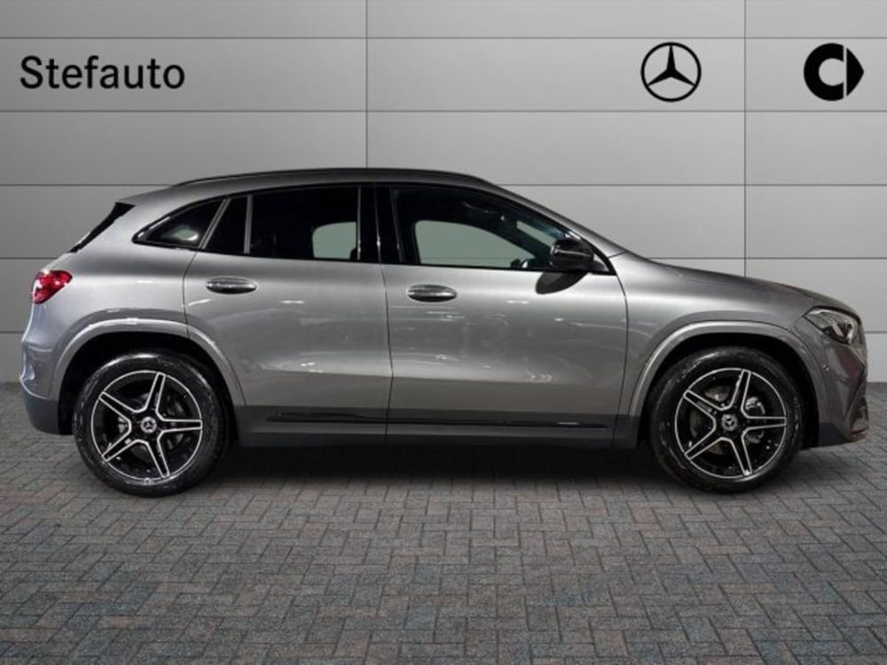 Mercedes-Benz GLA SUV nuova a Bologna (2)