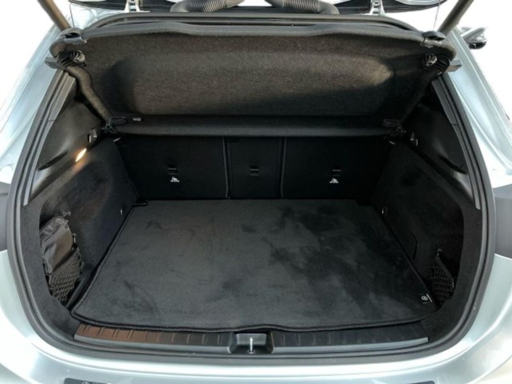 Mercedes-Benz GLA SUV usata a Verona (13)