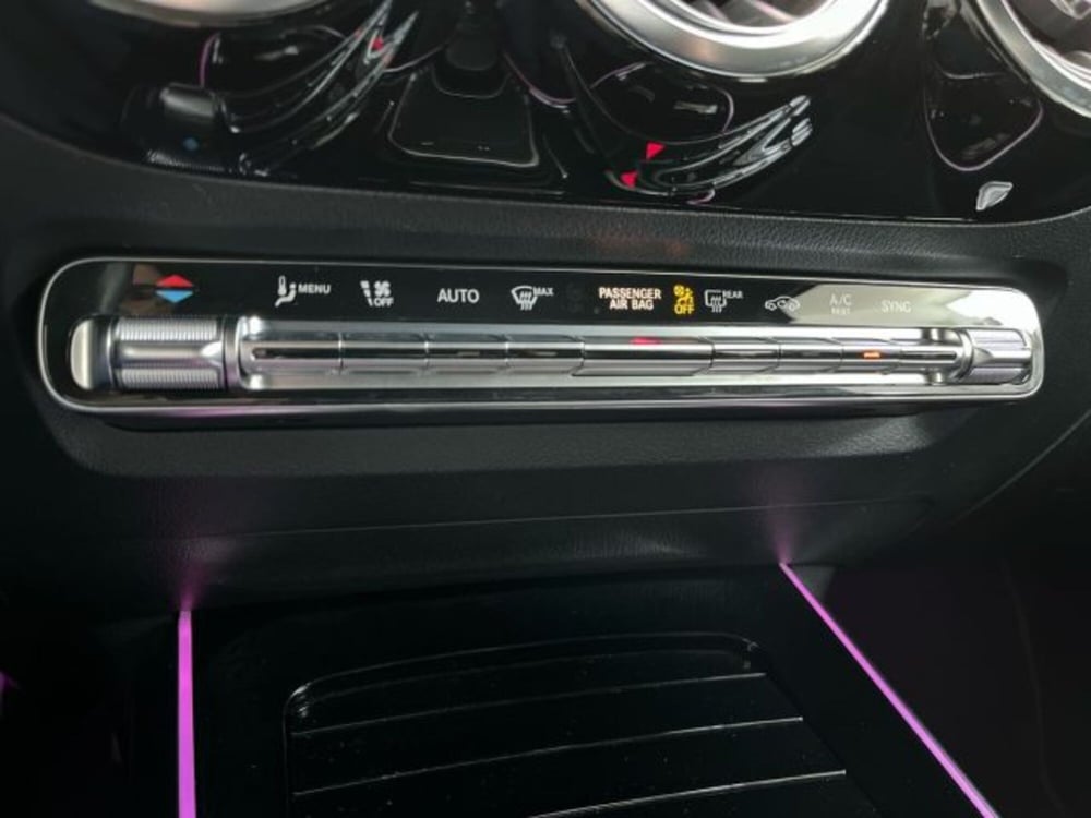 Mercedes-Benz GLA SUV usata a Verona (14)