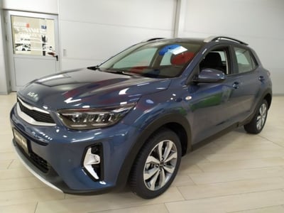 Kia Stonic 1.0 t-gdi mhev Urban 100cv mt del 2023 usata a Muggia