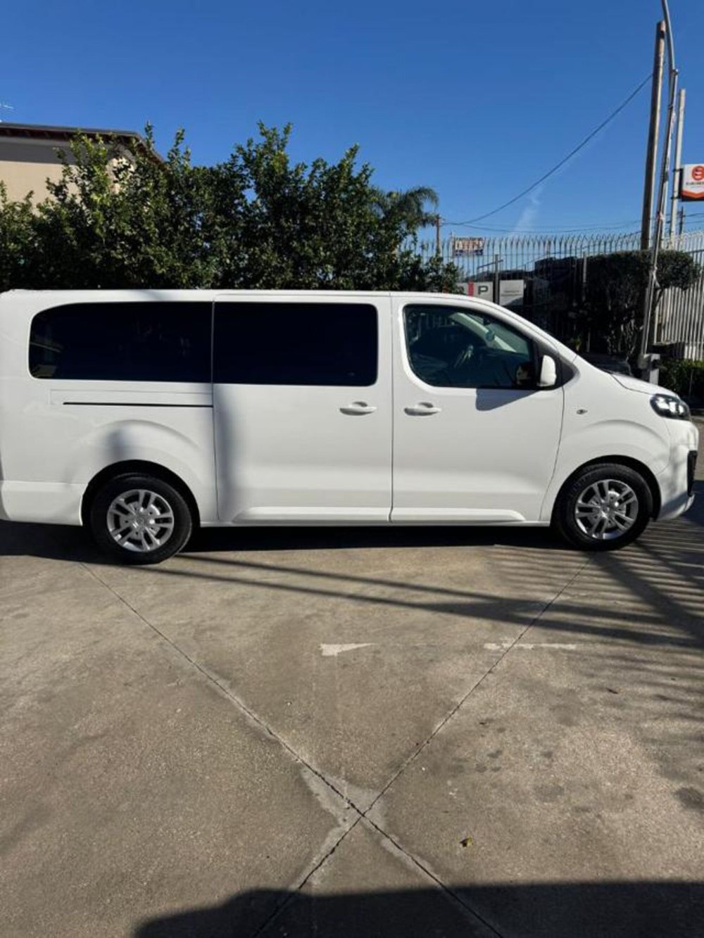 Citroen Spacetourer usata a Caserta (7)