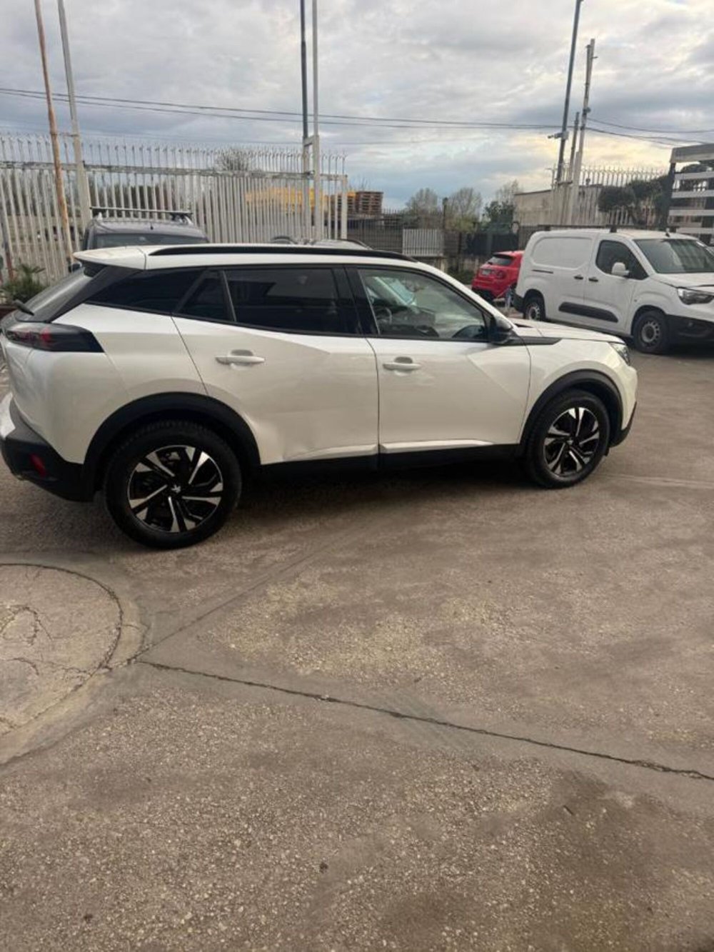 Peugeot 2008 usata a Caserta (6)