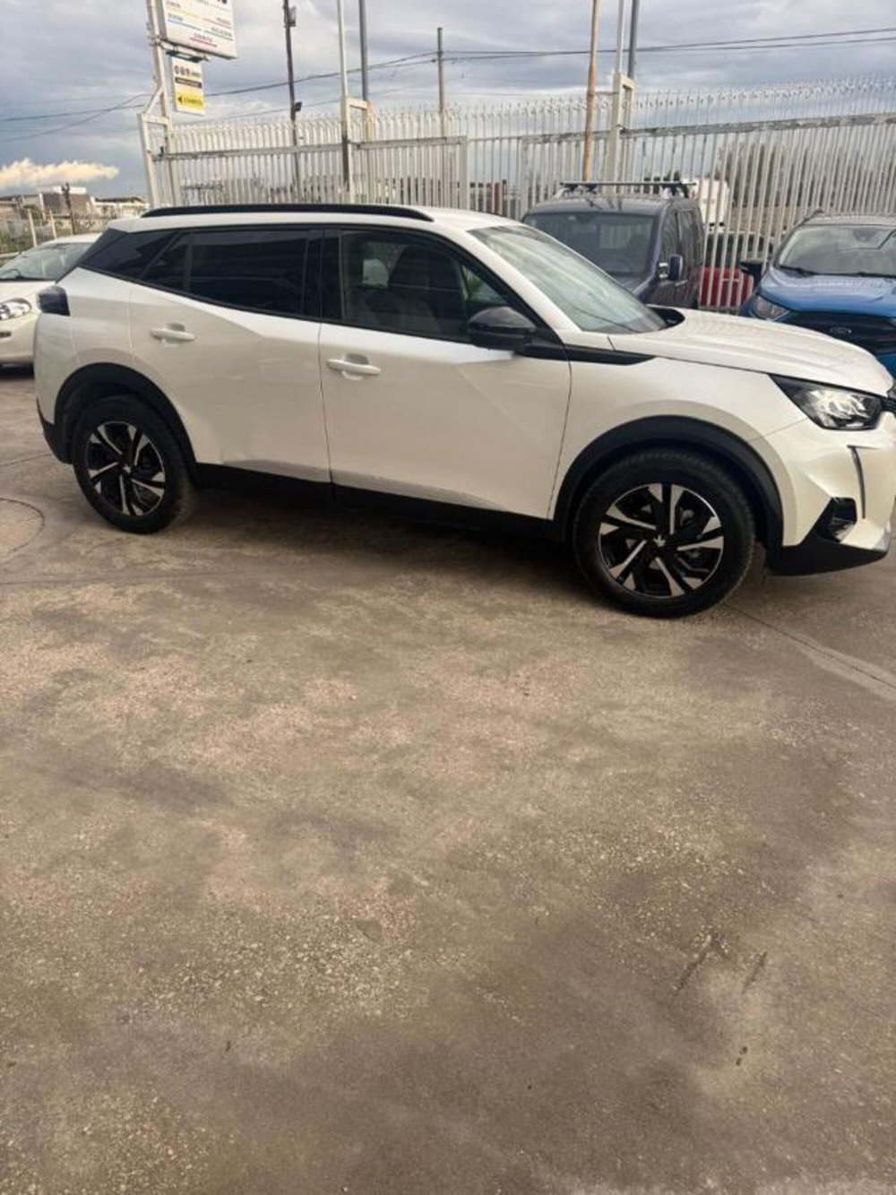 Peugeot 2008 usata a Caserta (8)