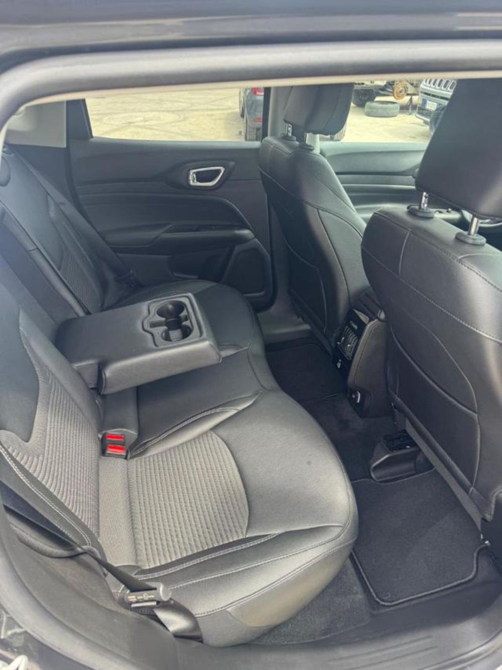 Jeep Compass usata a Caserta (9)