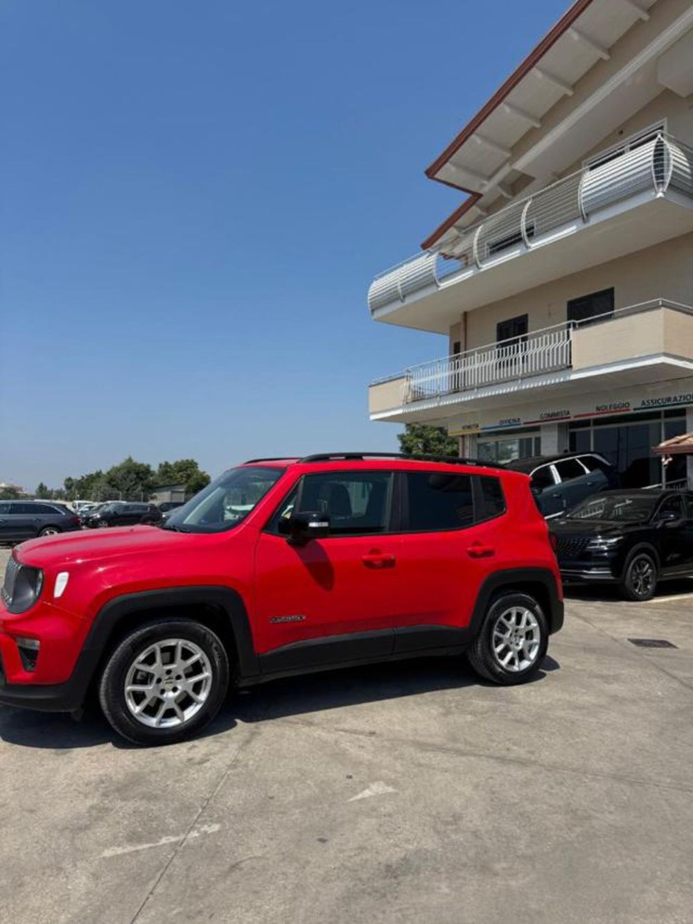 Jeep Renegade usata a Caserta (2)