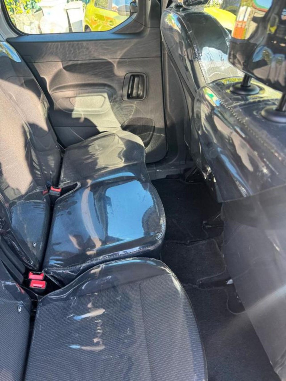 Peugeot Rifter usata a Caserta (8)