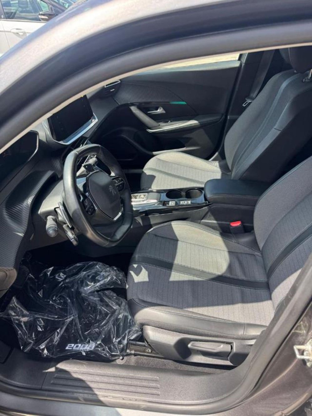 Peugeot 2008 usata a Caserta (11)