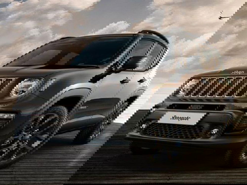 Jeep Renegade nuova a Caserta